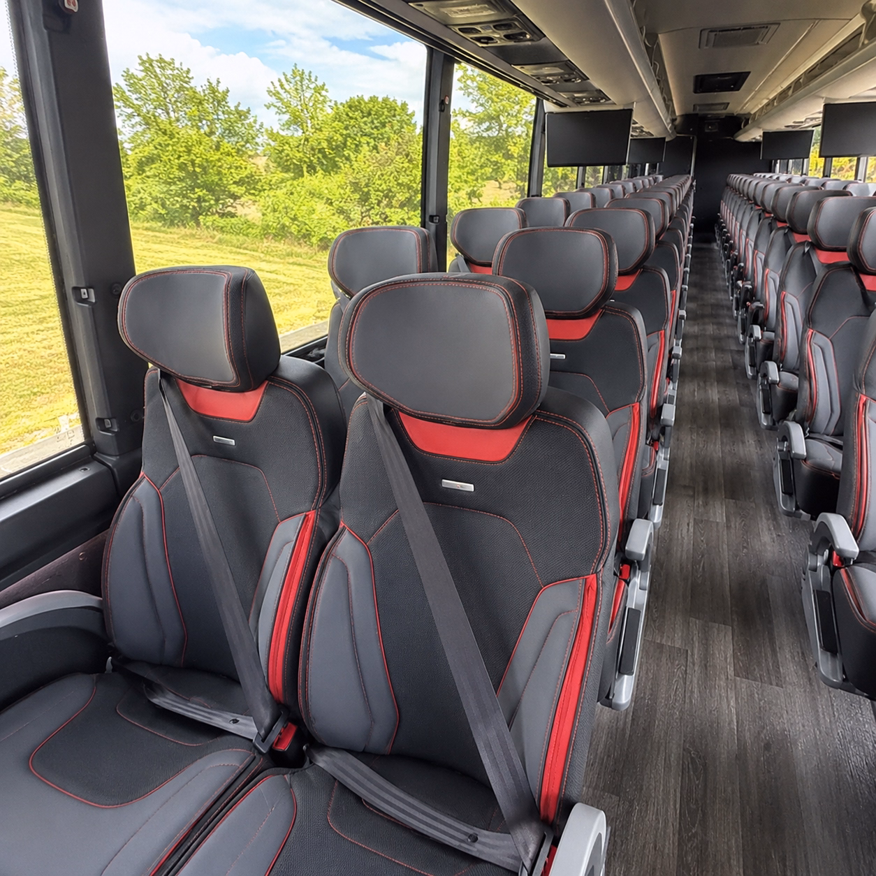 charter bus shuttles between diamond bar and los angeles county government offices